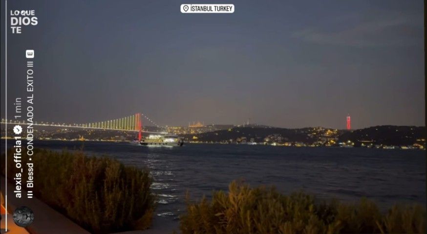 Alexis Sánchez en Estambul